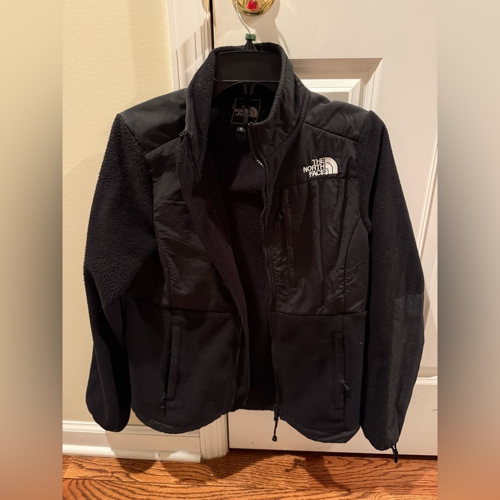 The North Face Women’s Black Jacket